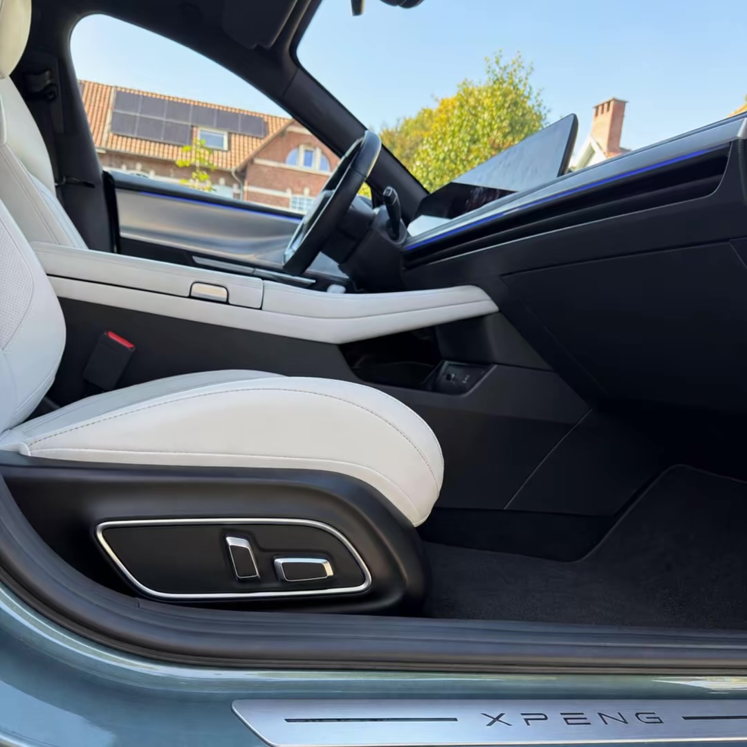 Xpeng P7 82,7 kWh AWD Wing Edition miniatuur 12