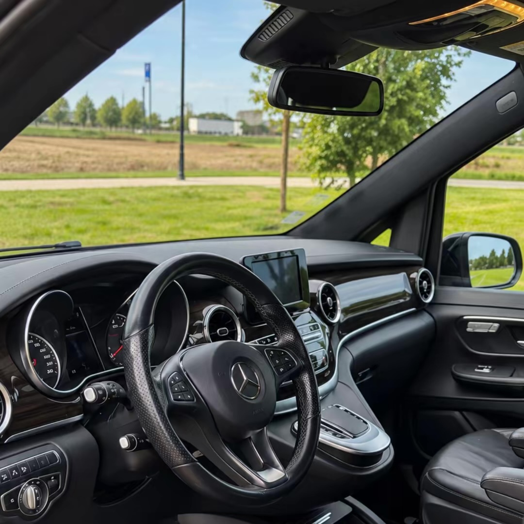 Mercedes-Benz V 300 d 4MATIC Avantgarde AMG Line miniatuur 9