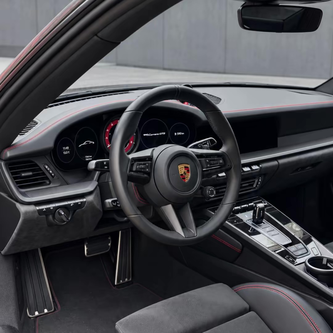 Porsche 911 (992) Carrera 4 GTS Coupé miniatuur 13