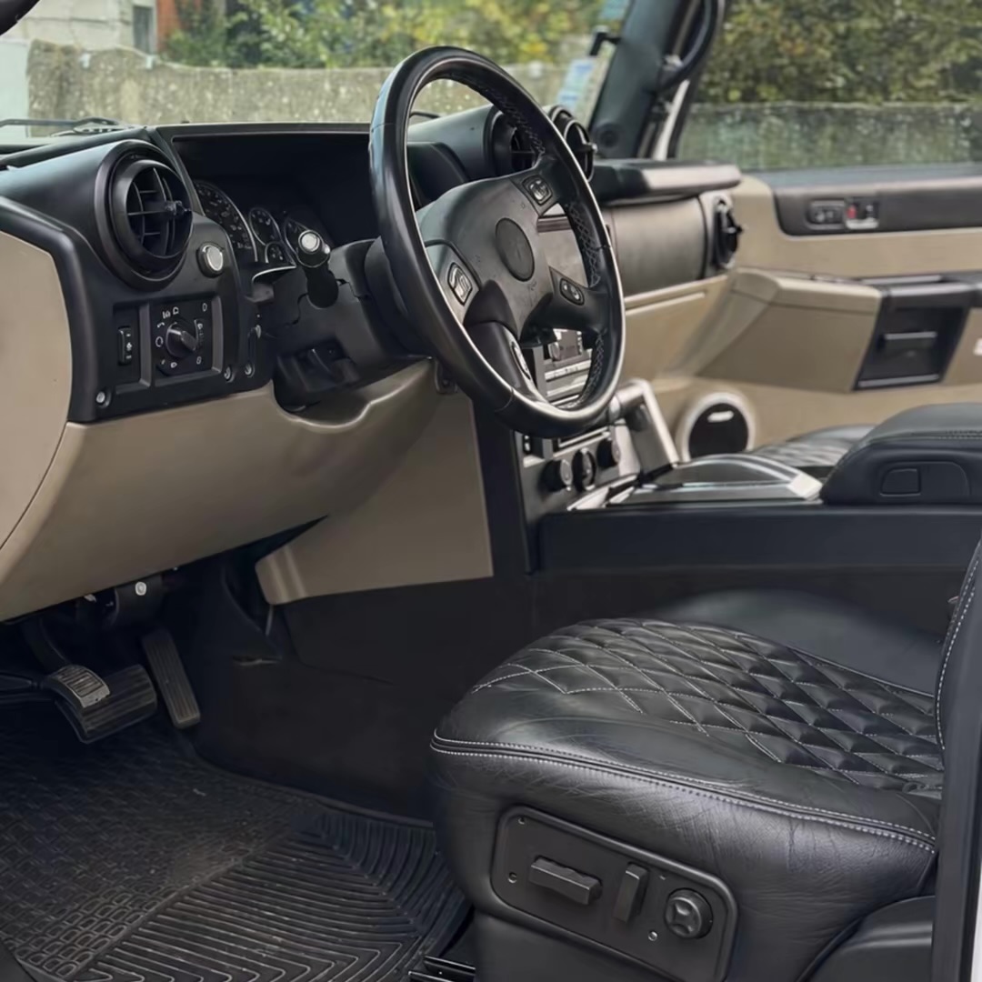 Hummer H2 SUT V8 4x4 miniatuur 8