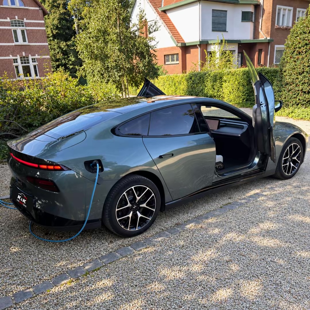 Xpeng P7 82,7 kWh AWD Wing Edition miniatuur 6