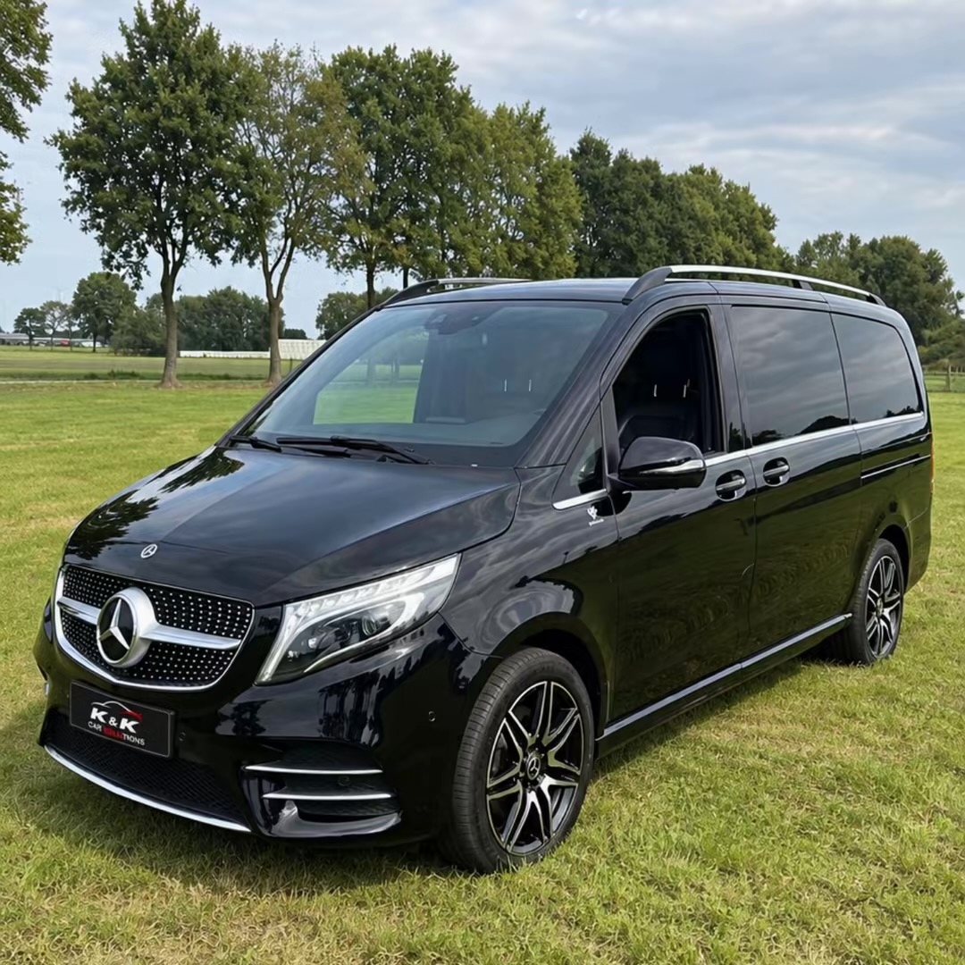Mercedes-Benz V 300 d 4MATIC Avantgarde AMG Line — echte foto