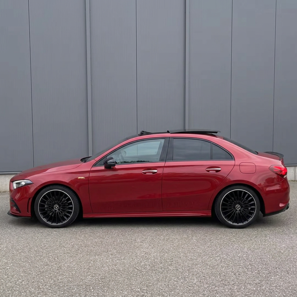 Mercedes-Benz A180 AMG Line Sedan — tweede foto